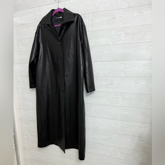 Fashion Nova Women’s Black Faux Leather Maxi Trench Coat. Size L - Picture 5 of 8
